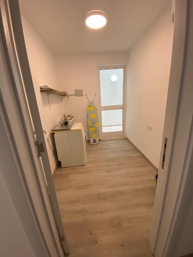 Modern Apartment With Large Outdoor Area - Sleeps 7, Close To Malta International Airport Лука Экстерьер фото